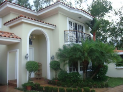 10090 - Costa del este - houses - costa azul