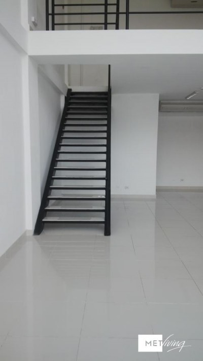 103390 - Altos de panama - locales