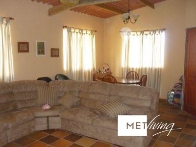 103898 - Cerro azul - houses