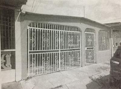 109114 - Las acacias - casas - altos de las acacias