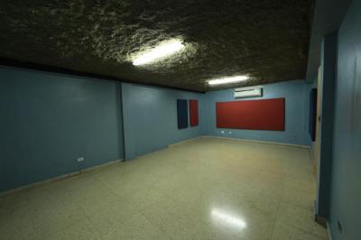 112309 - 12 de octubre - oficinas