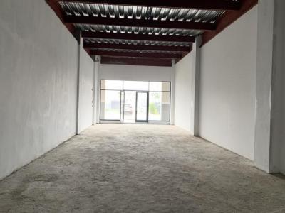 112671 - Brisas del golf - commercials