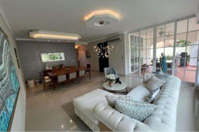 124468 - Clayton - houses - green fields