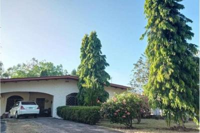 128001 - El roble - propiedades