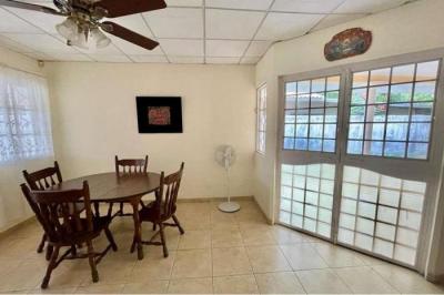 128795 - Chitré - casas