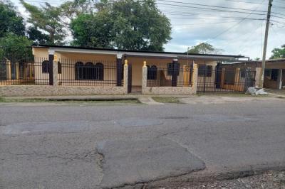 129646 - Playa leona - locales