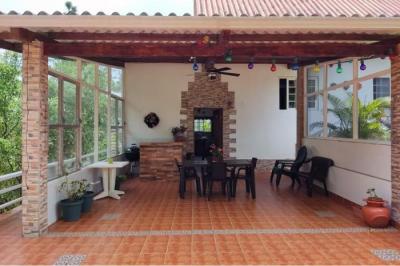 130473 - Cerro azul - houses