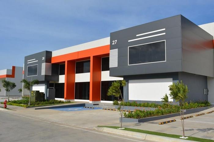 Venta de bodega en panapark free zone, 24 de diciembre