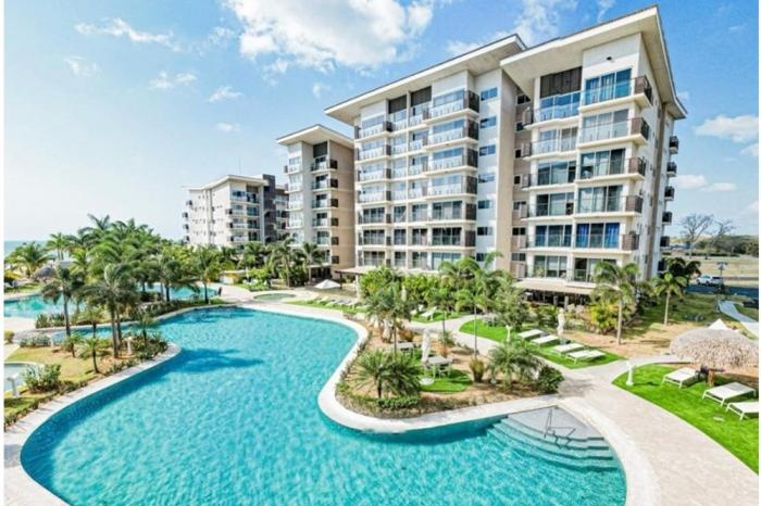 Venta de apartamentos en ph aires del mar, playa caracol, panamá