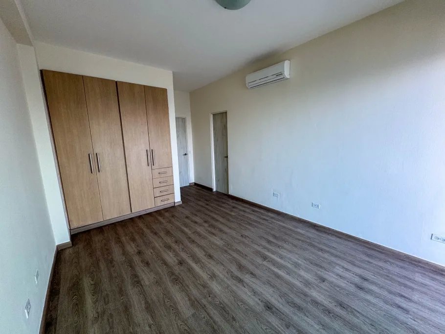 Venta de apartamento en Causeway de Amador, Isla Perico, PH Brisas de ...