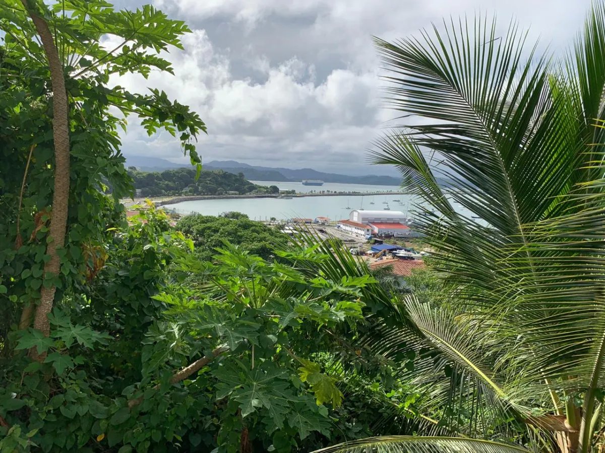 Alquiler de apartamento en PH Brisas de Amador, Panamá