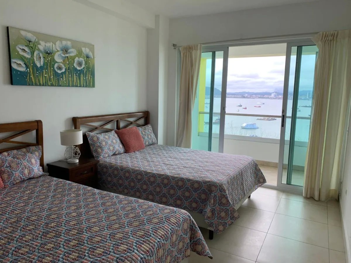 Alquiler de apartamento en PH Brisas de Amador, Panamá