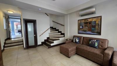 136459 - Casco antiguo - properties