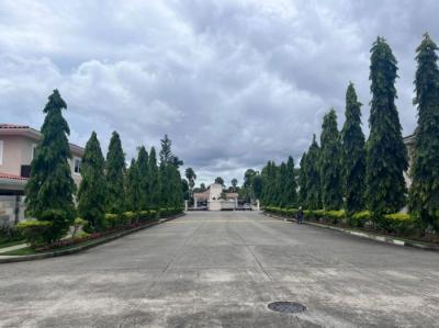 136490 - Costa del este - casas