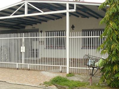 13820 - Parque lefevre - houses