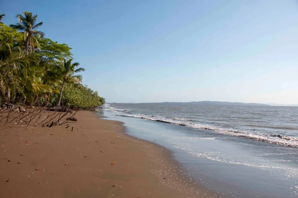 CASA A LA VENTA EN LAGO BAY