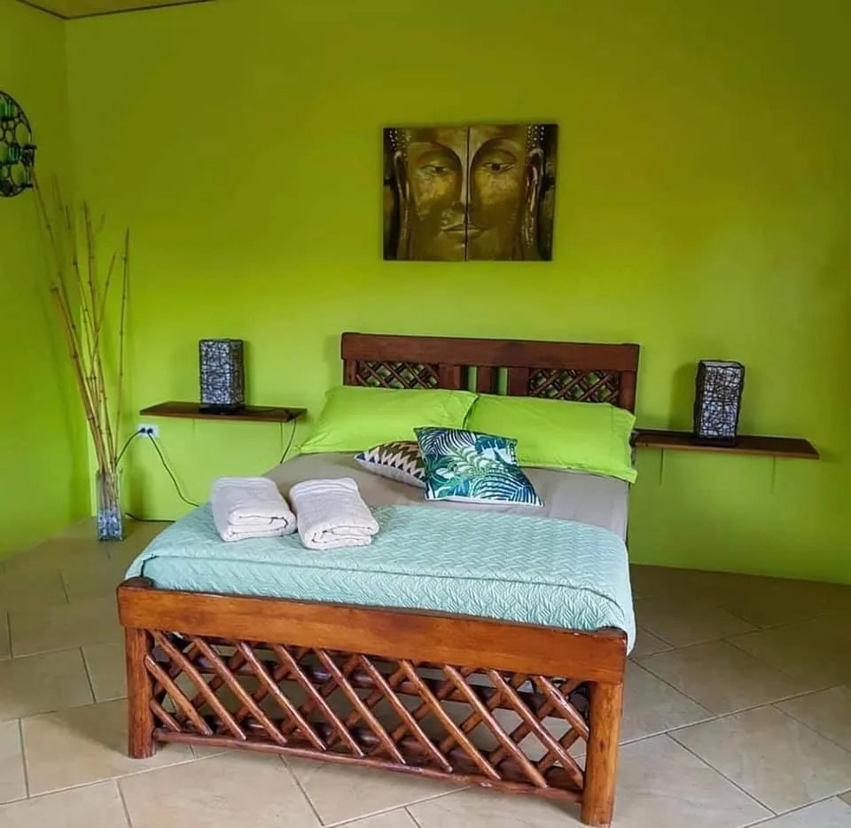 Se vende bed & breakfast ubicado en el valle de anton, el copecito, san carlos, Panama
