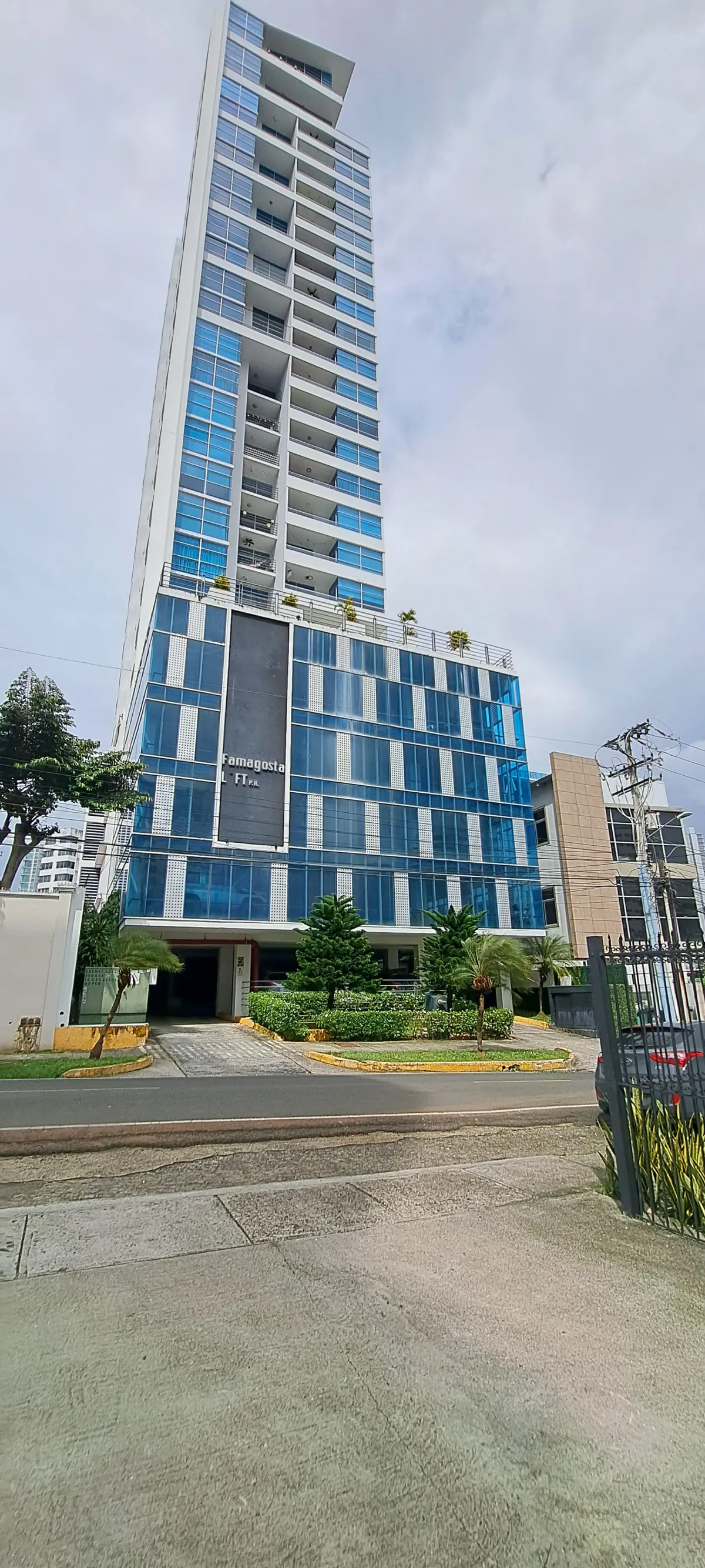 Se vende apartamento reposeído en san francisco, panamá
