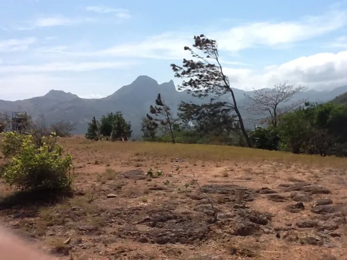 Impresionante vista lote en el pueblo de monta