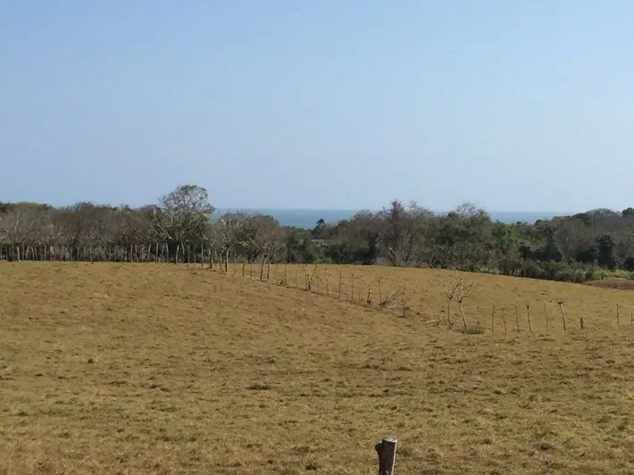 Gran oportunidad, lotes con vista al mar de 1450m2.