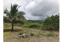 Se vende lote de 1800m2  en playa morrillo, veraguas.