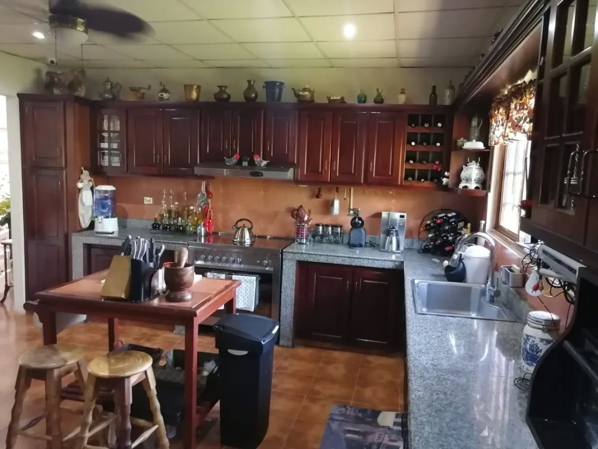 Casa unifamiliar en venta en aguadulce