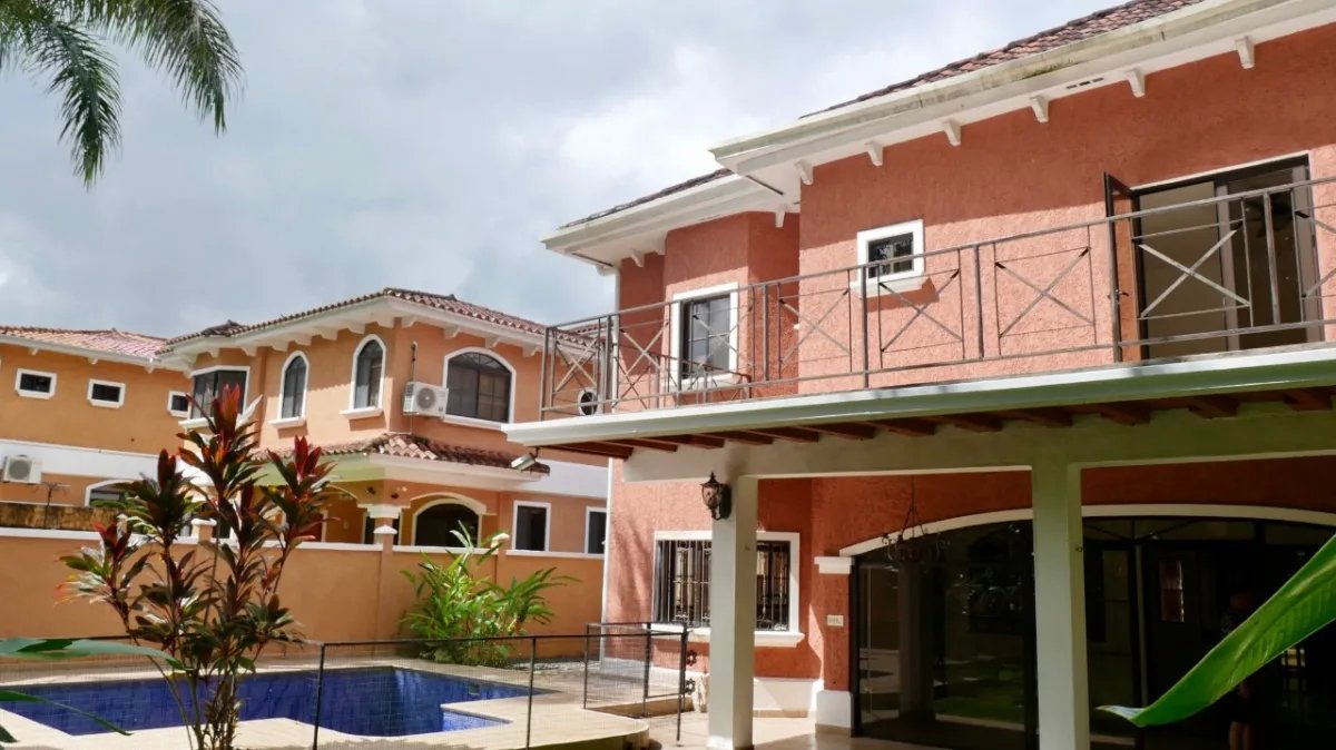*** casa en venta en clayton village, una residencia privilegiada. ***