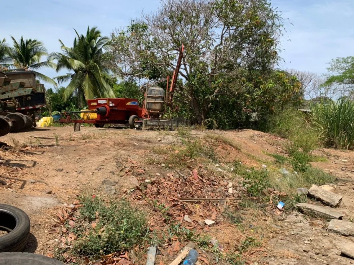 Se vende lote de 500 metros cuadrados en la localidad de pedasi, provincia de los santos.