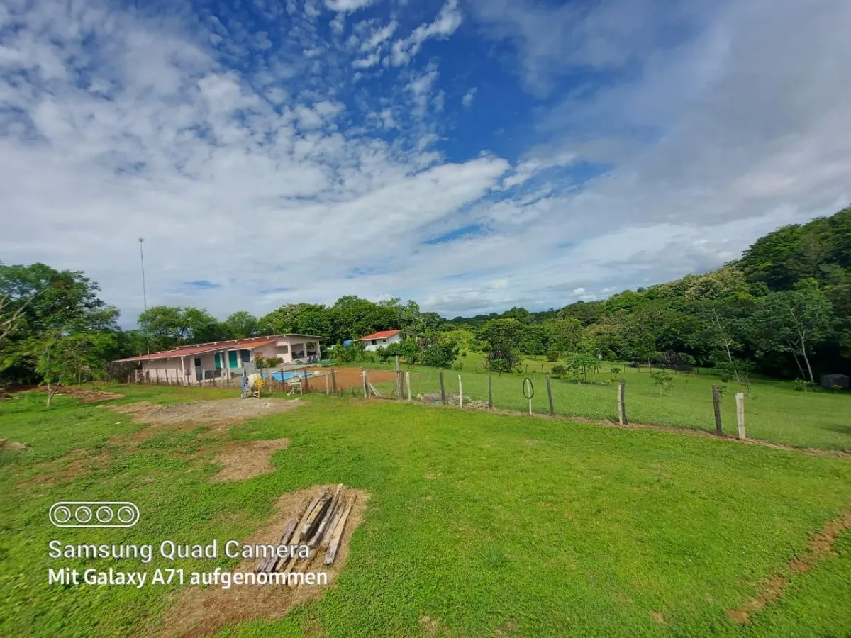 Lote plano cerca del pueblo y la playa de las lajas, chiriqui