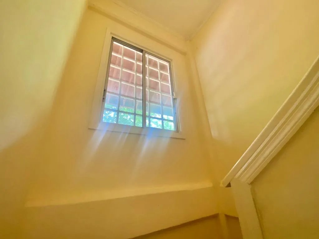 Venta de casas dúplex en albrook con apartamento completo para invitad...