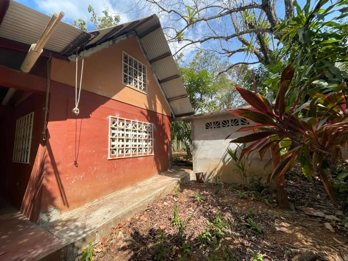 Casa en venta en santa catalina, veraguas.