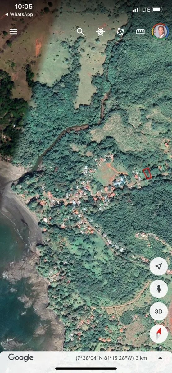 Se vende propiedad de casi 1,000 metros de terreno, en  el centro de santa catalina, veraguas, panamá