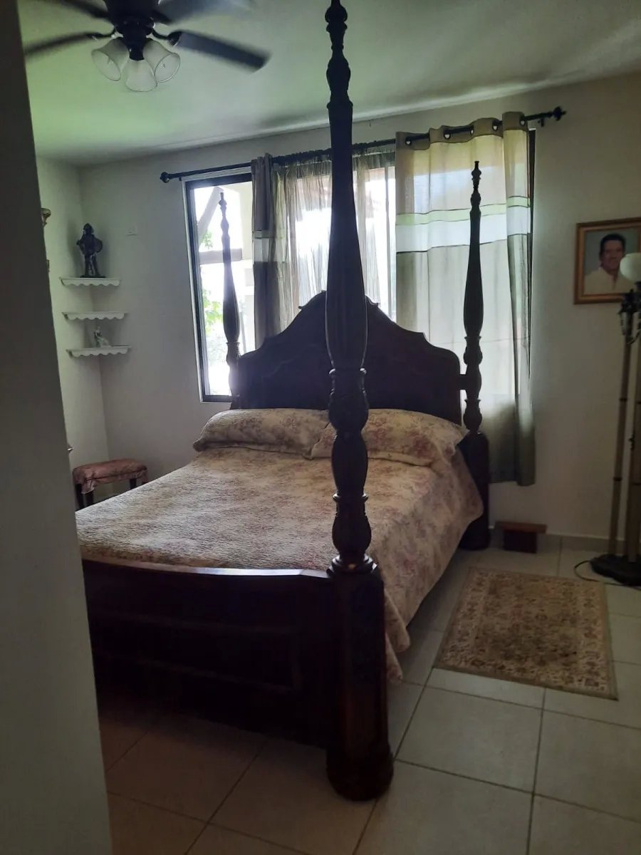 Fácil casa en la montaña segura comunidad cerrada