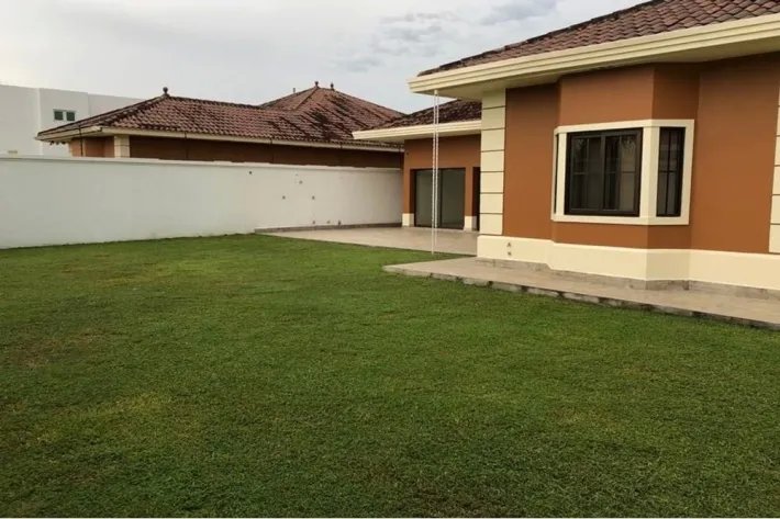 Venta de casa en sunset coast, costa sur