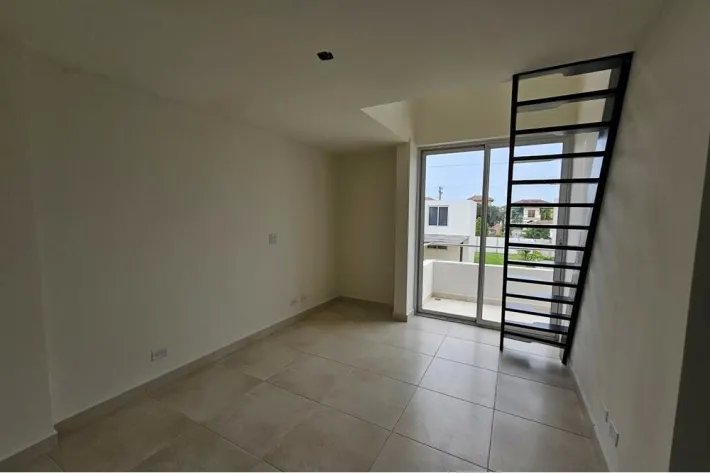 Venta de casa en villa sur, costa sur