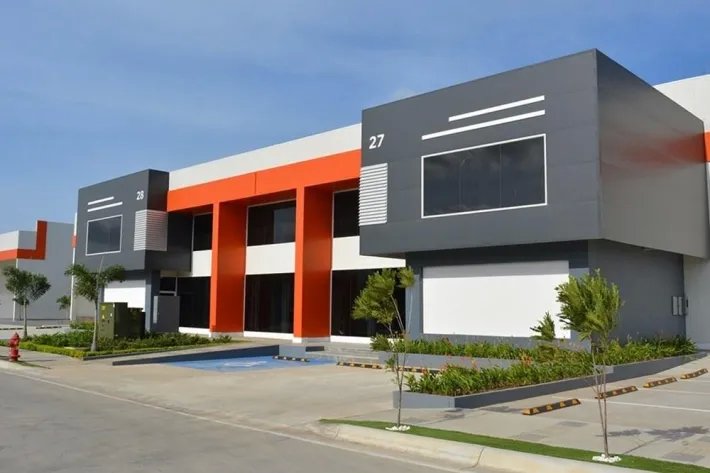 Venta de bodega en panapark free zone, 24 de diciembre