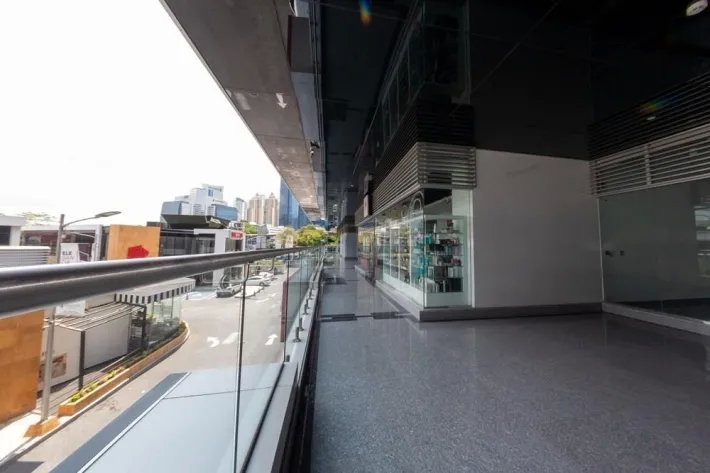 Alquiler de local comercial en vía brasil con vía israel, ciudad de panamá