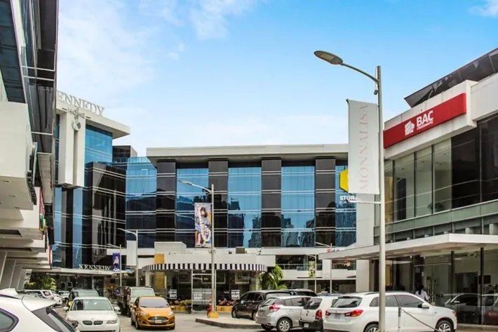 Alquiler de local comercial en vía brasil con vía israel, ciudad de panamá
