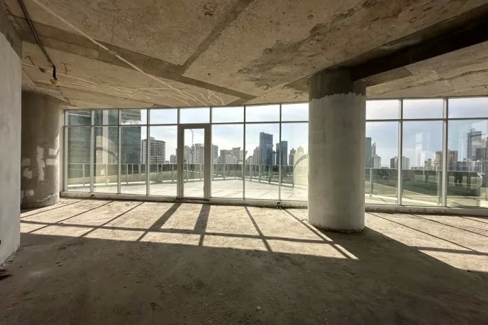 Se vende oficina en calle 50, bella vista