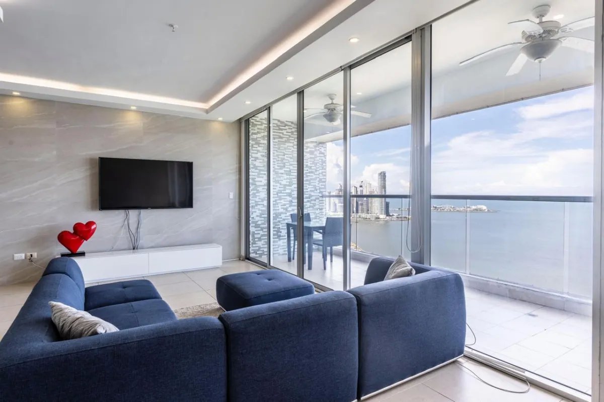 Venta de apartamento amoblado en ph rivage tower