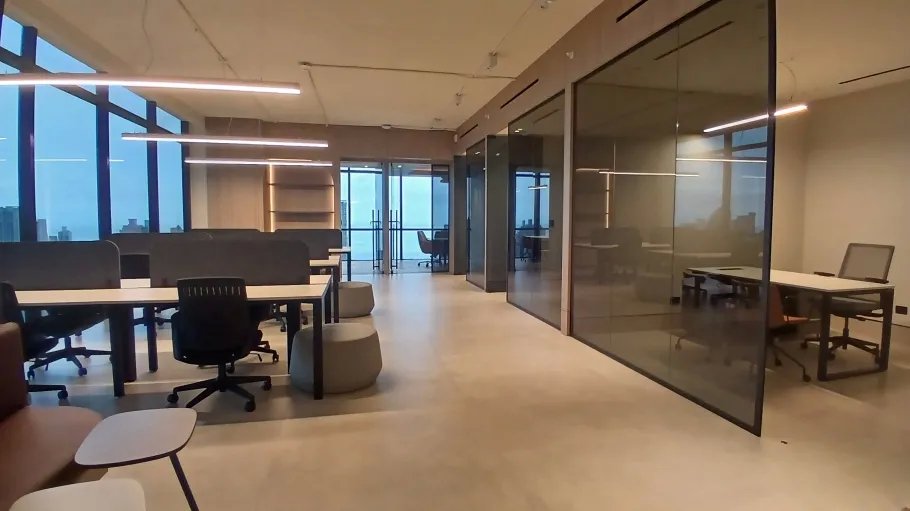 Alquiler de oficina amoblada   calle 50, ciudad de panamá