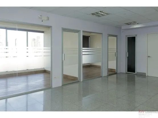 Oficinas en alquiler en avenida balboa