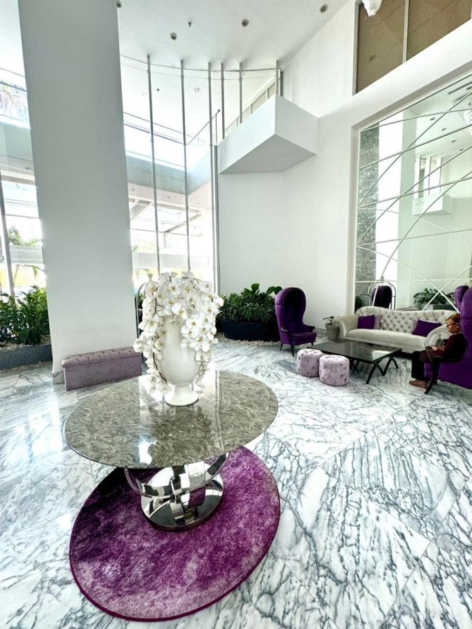Venta de apatamento amoblado en ph rivage, ave. balboa