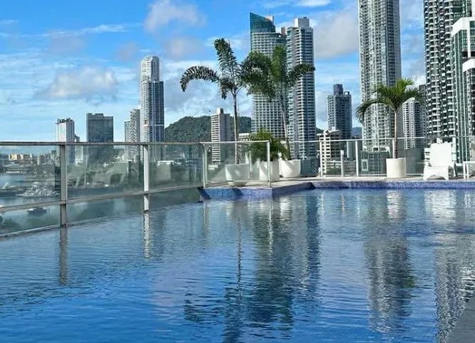 Alquiler de apartamento en avenida balboa