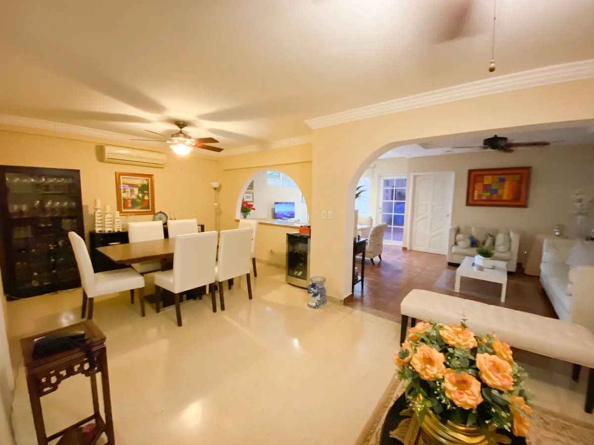 Se vende casa en betania