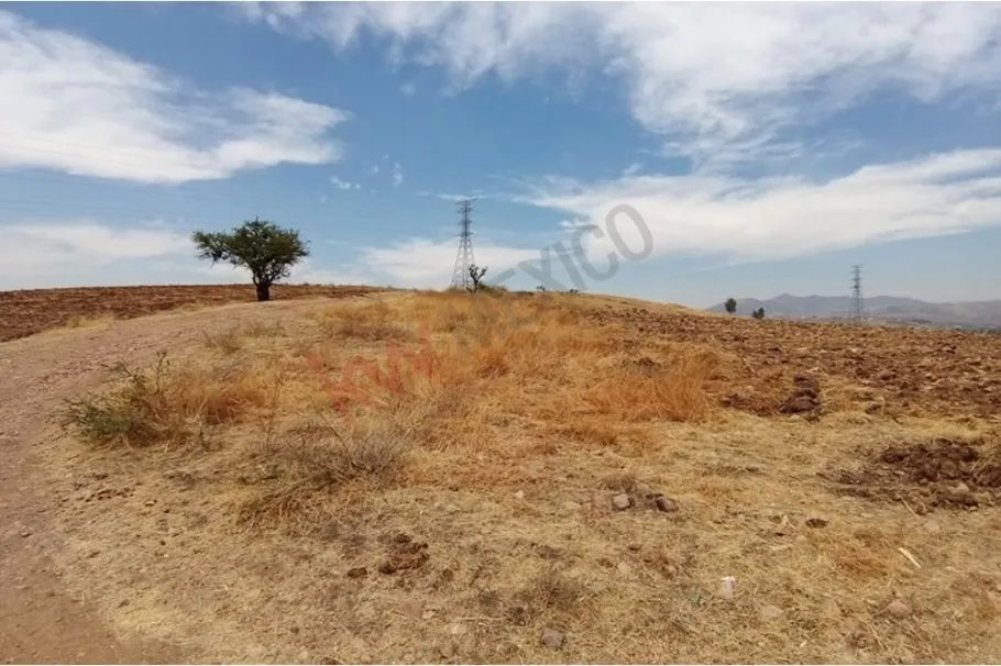 Excelente terreno en venta en ex hacienda de cuevas, guanajuato.
