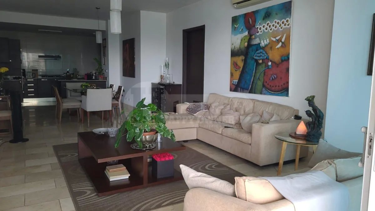 Venta/alquiler de apartamento en ph grand tower, punta pacífica