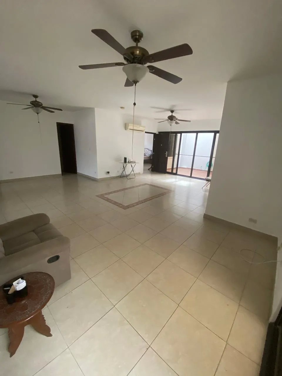 Casa en alquiler en castilla de oro, condado del rey