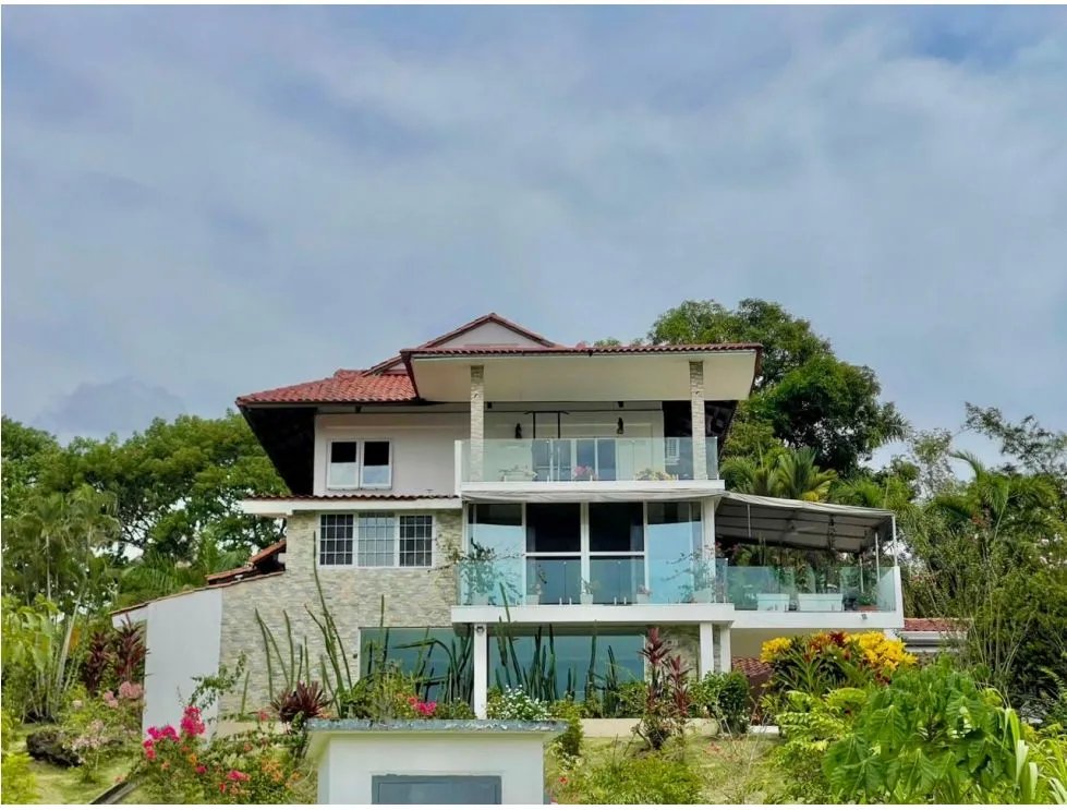 Venta de casa de lujo en albrook, panamá