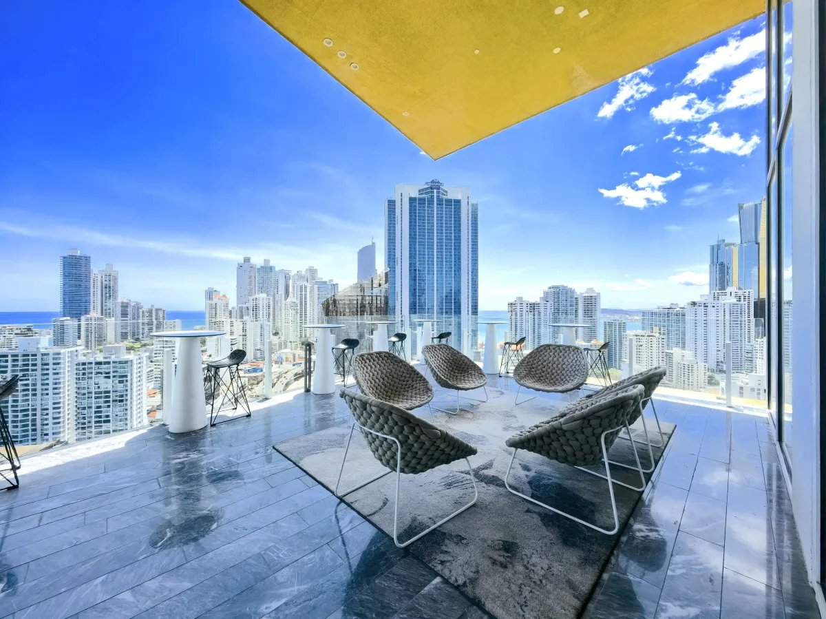 Apartamento de lujo con terraza en marbella, panamá